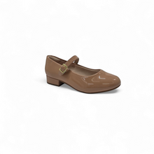 MOODBOARD kids Mary Jane shoe in glossy beige varnish with an adjustable buckle strap and low block heel.
